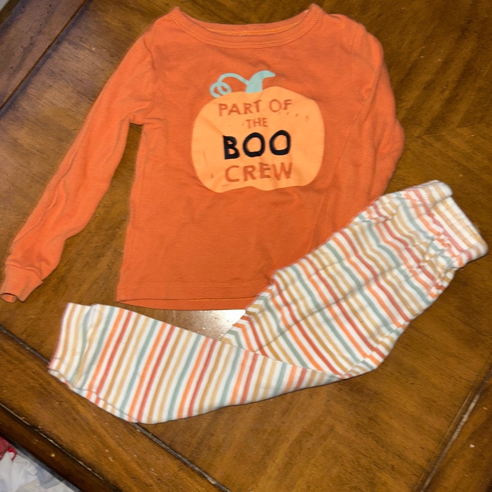 Chick Pea Halloween Pajama sets (2)